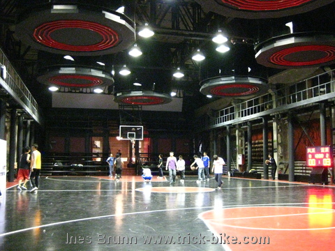 NIKE Basketball Court
